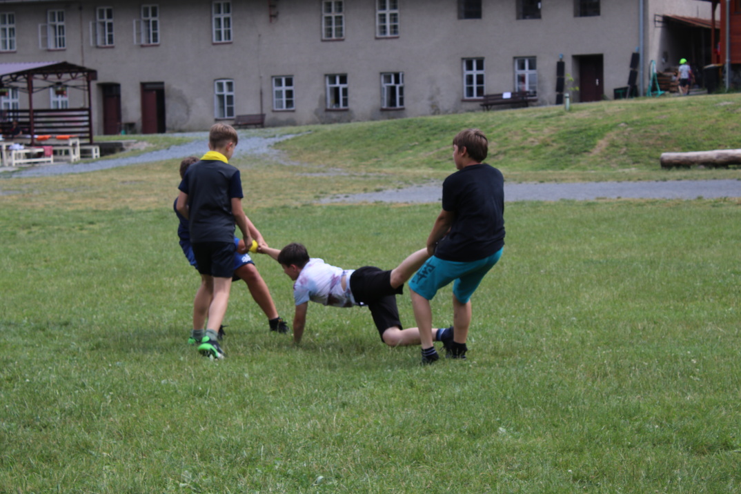 Karlík a továrna na čokoládu